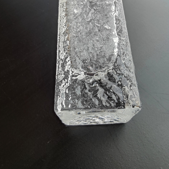 Vintage 🇫🇮  Iittala | " Linearia " square, textured vase - Picture 7 of 16